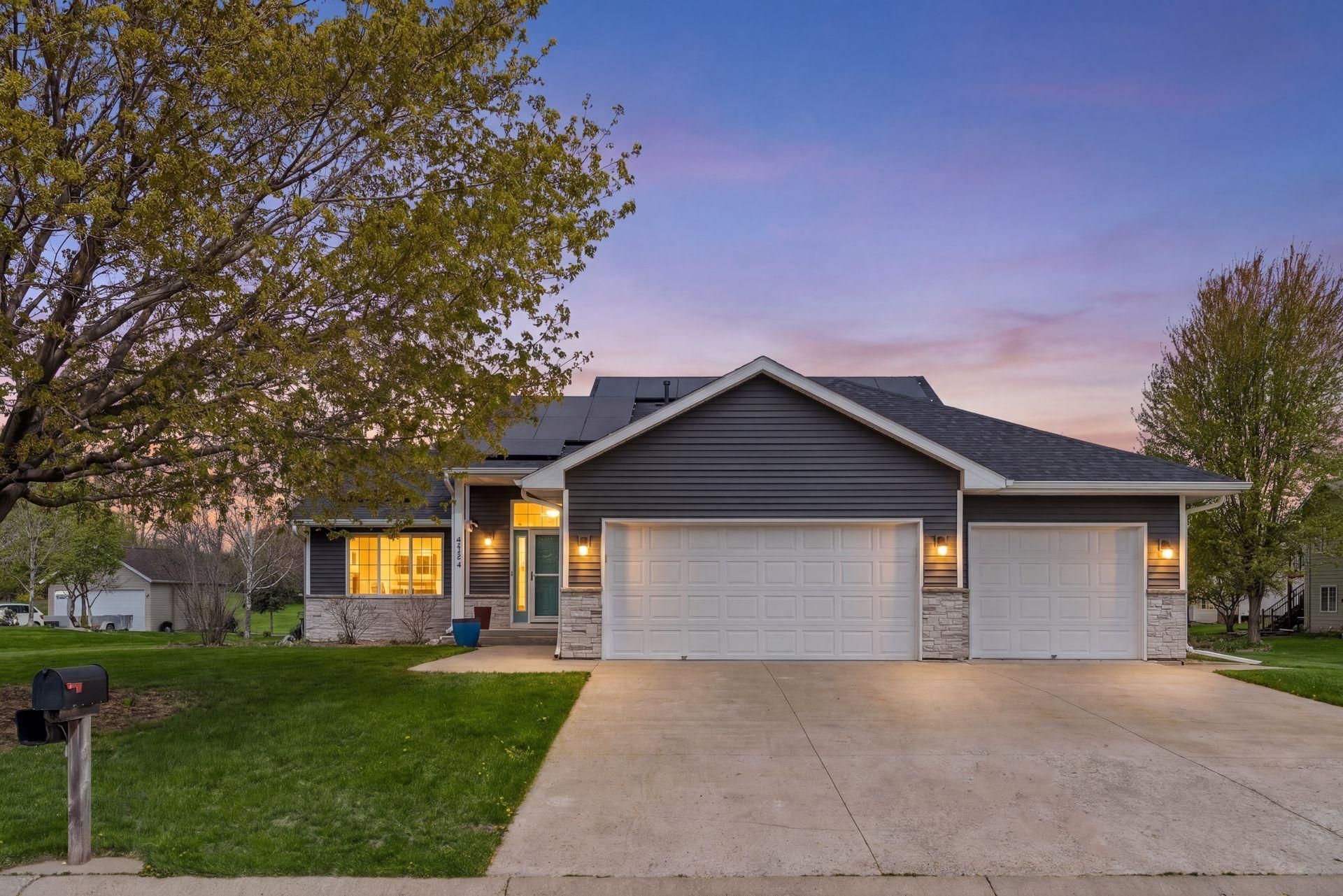 1274 Parkside Lane, Waconia, MN 55387 Main Photo