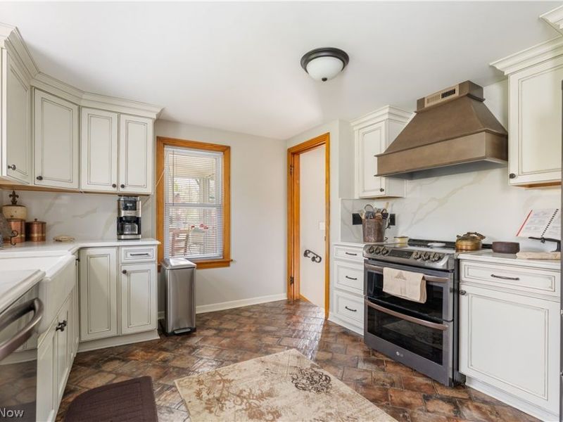 4902 Clardell Avenue SW, Canton, OH 44706 Photo 12