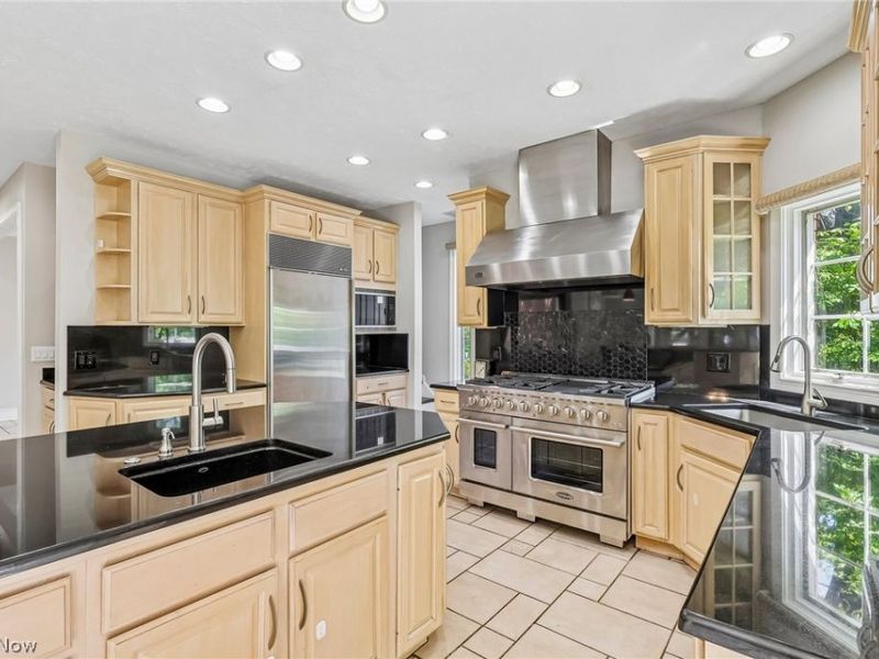 1400 Cobblestone Way, Westlake, OH 44145 Photo 12