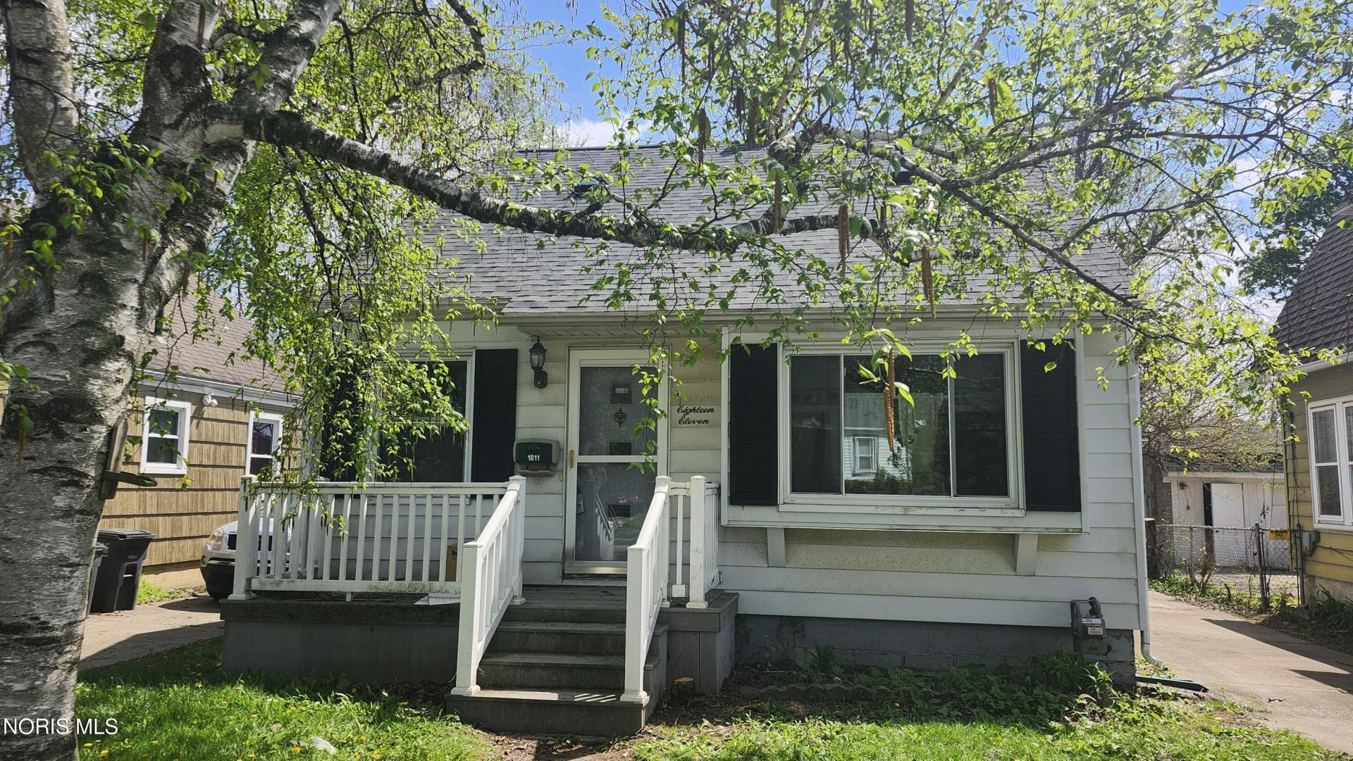1811 Giant Street, Toledo, OH 43613 Main Photo