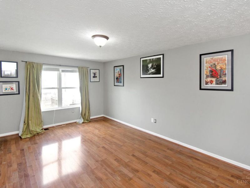 6067 Weber Oaks Drive, Miami Twp, OH 45140 Photo 13