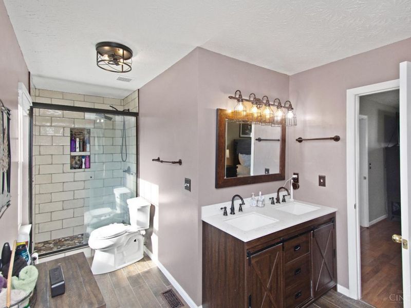 6067 Weber Oaks Drive, Miami Twp, OH 45140 Photo 18