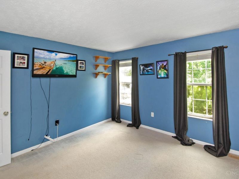 6067 Weber Oaks Drive, Miami Twp, OH 45140 Photo 22