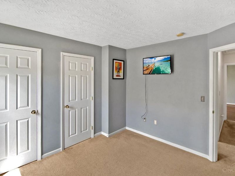 6067 Weber Oaks Drive, Miami Twp, OH 45140 Photo 24