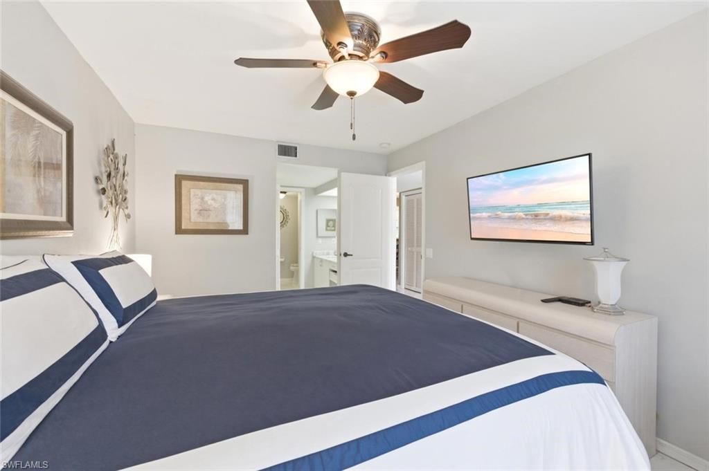 7340 Glenmoor Ln, Unit 3207, Naples, FL 34104 Photo