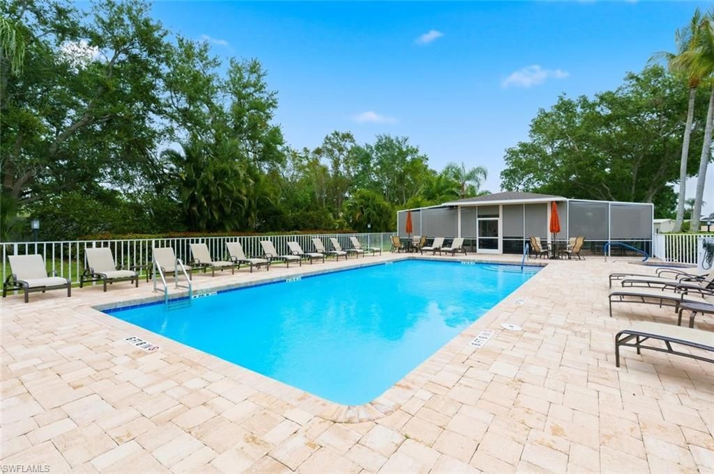 7340 Glenmoor Ln, Unit 3207, Naples, FL 34104 Photo
