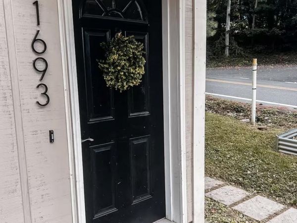 1693 Van Voorhis Road, Morgantown, WV 26508