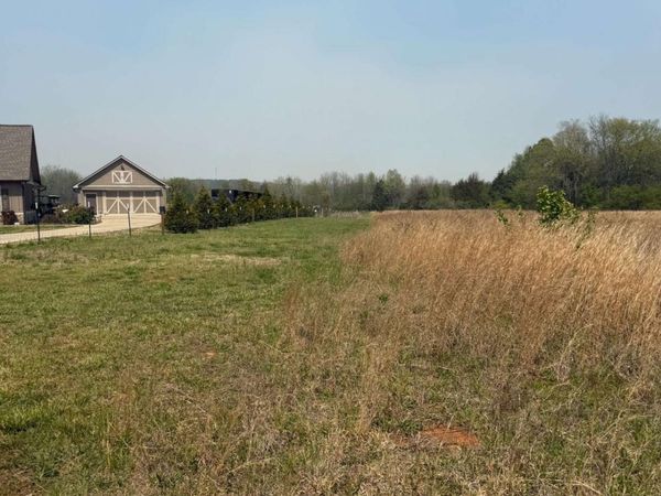 38 Ravenfield Road, Taylorsville, GA 30178