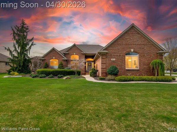 48763 Marberry Drive, Macomb Twp, MI 48044