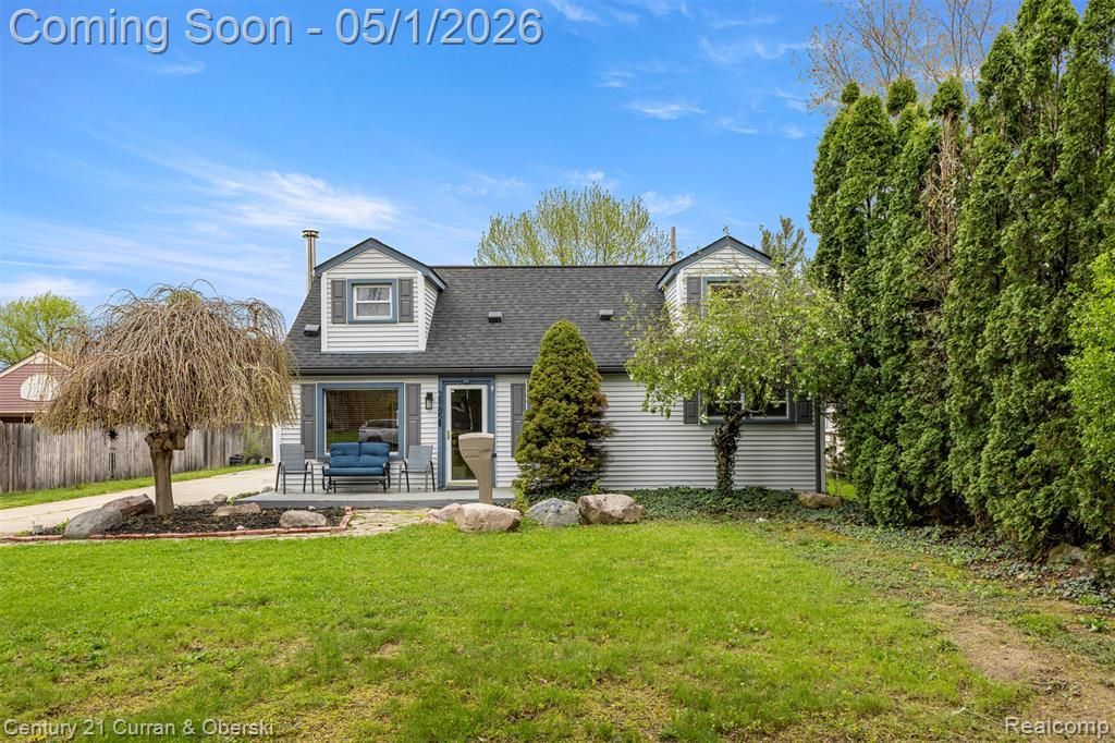 2985 Lafayette Drive, Trenton, MI 48183 Main Photo