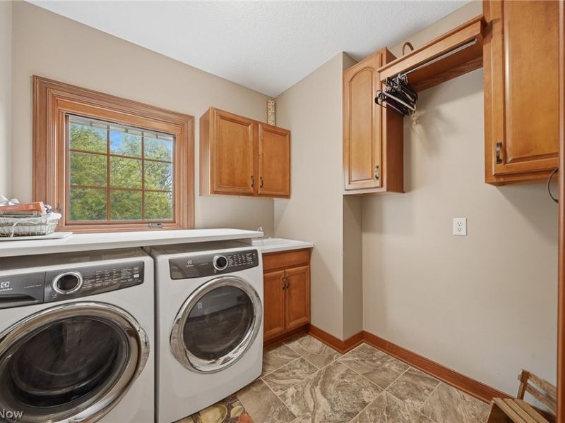 2536 Chadwell Circle NW, North Canton, OH 44720 Photo 21