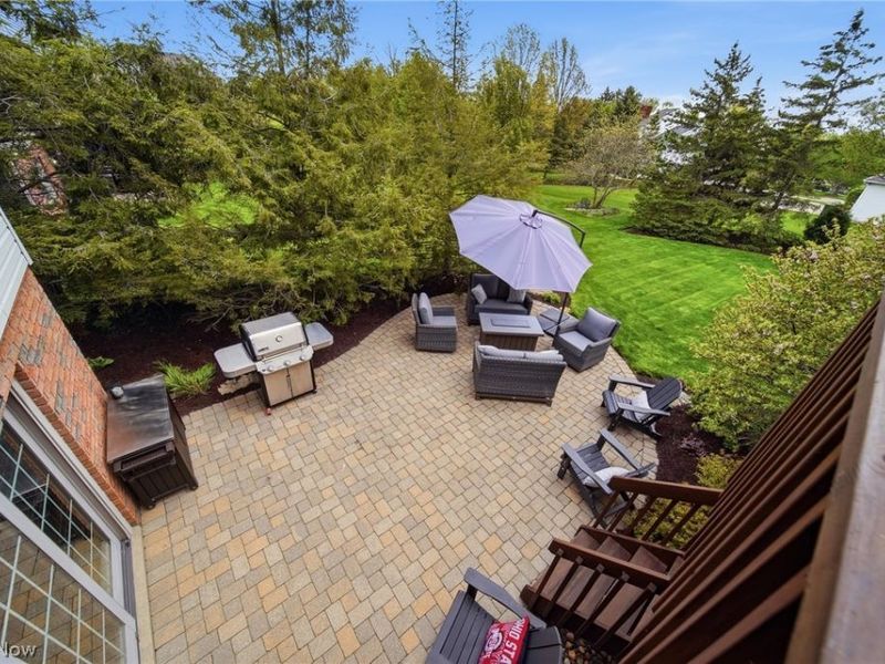 2536 Chadwell Circle NW, North Canton, OH 44720 Photo 6