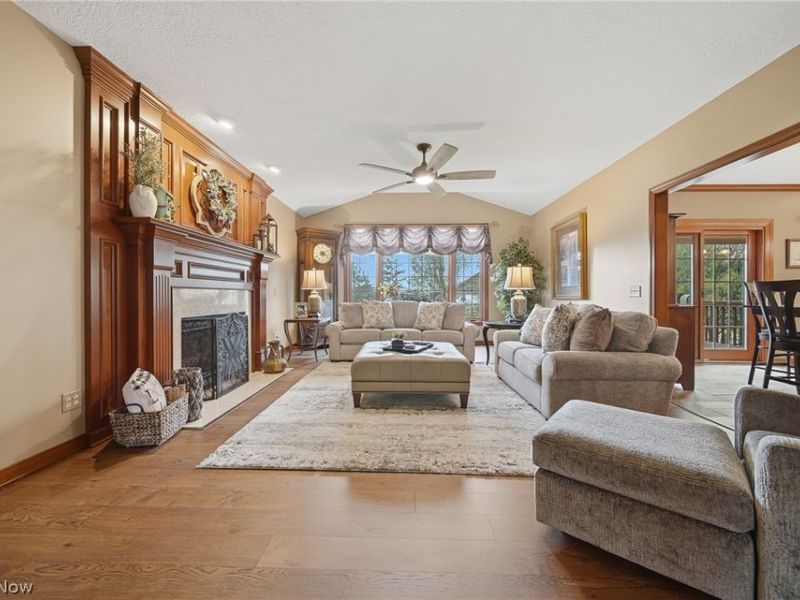 2536 Chadwell Circle NW, North Canton, OH 44720 Photo 7