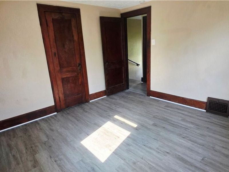 147 Brighton Drive , Akron, OH 44301 Photo 11