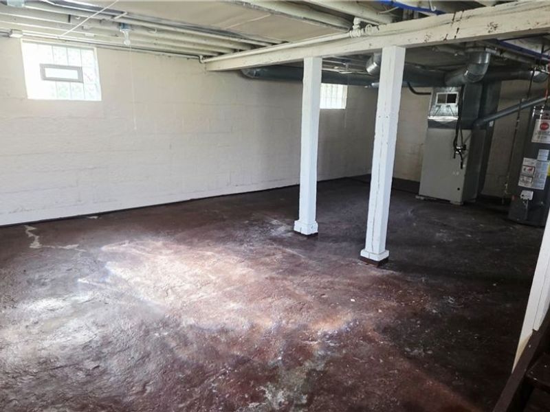 147 Brighton Drive , Akron, OH 44301 Photo 18