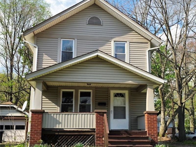 147 Brighton Drive , Akron, OH 44301 Photo 2