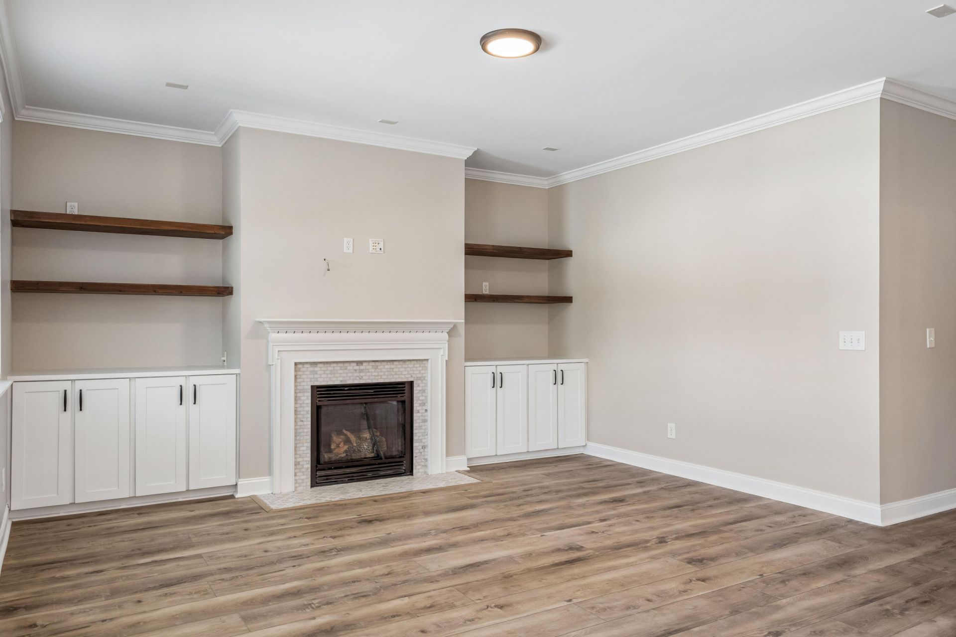 7016 Billberry Street Photo 14