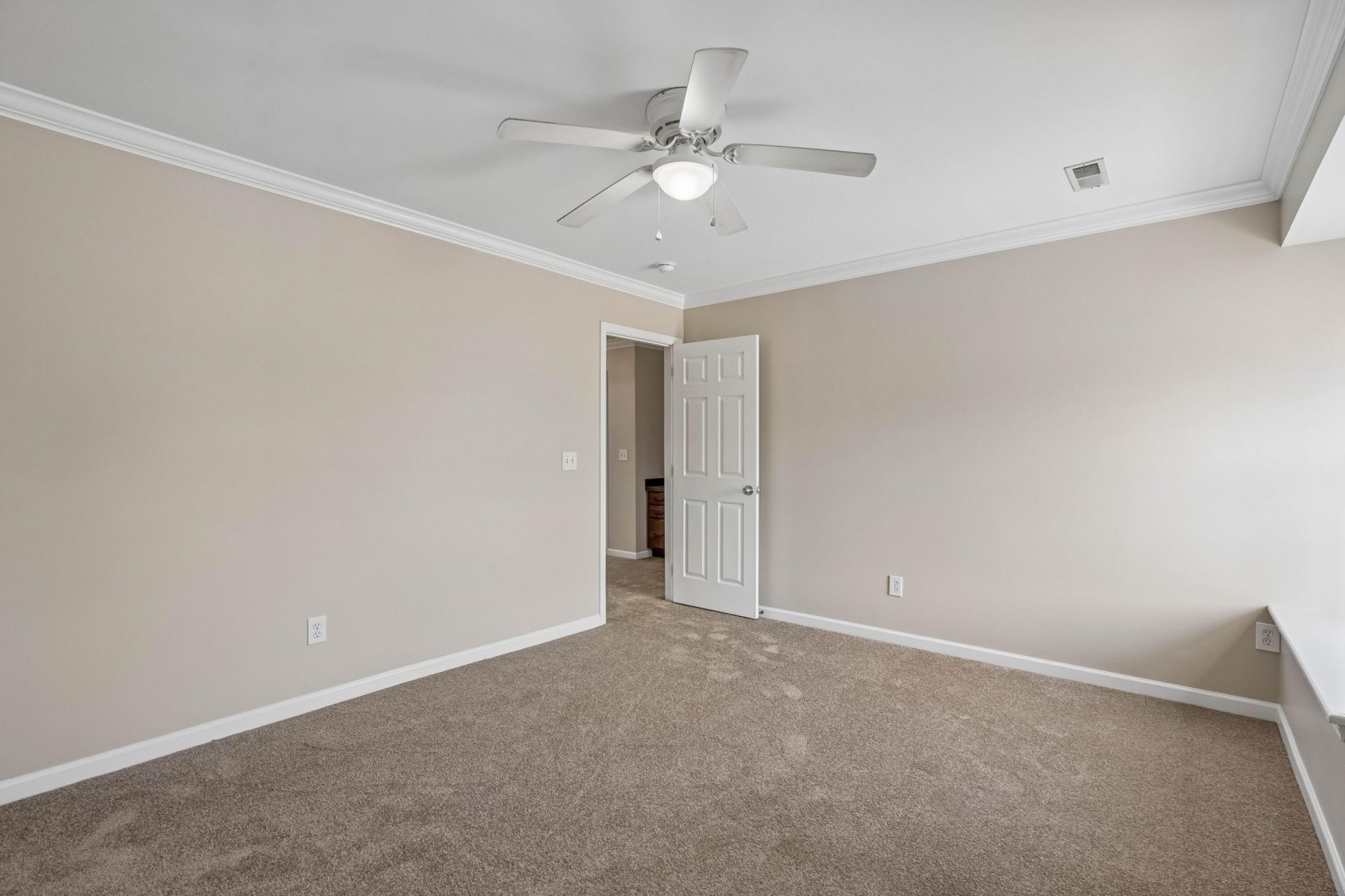 7016 Billberry Street Photo 25