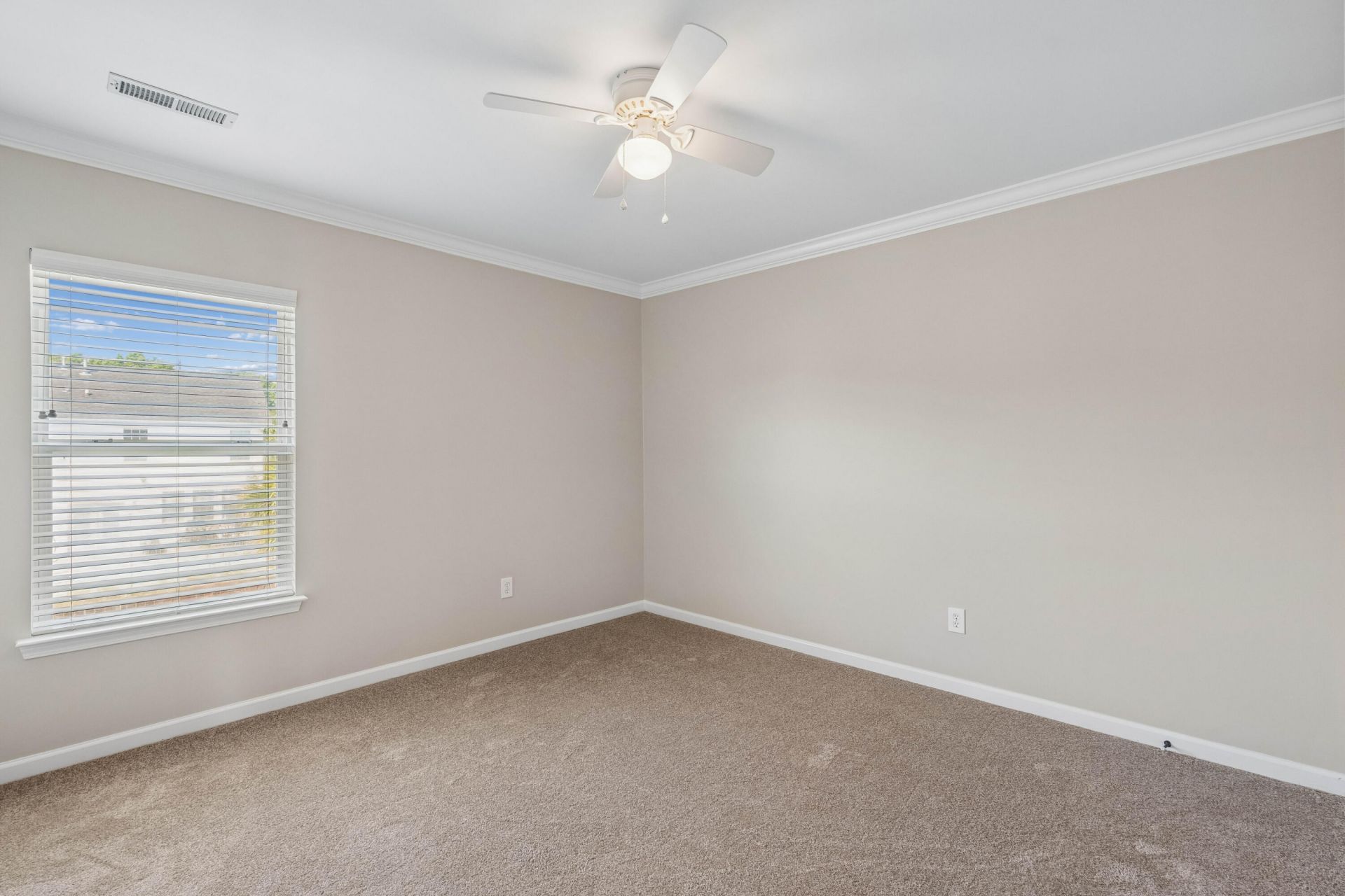 7016 Billberry Street Photo 29