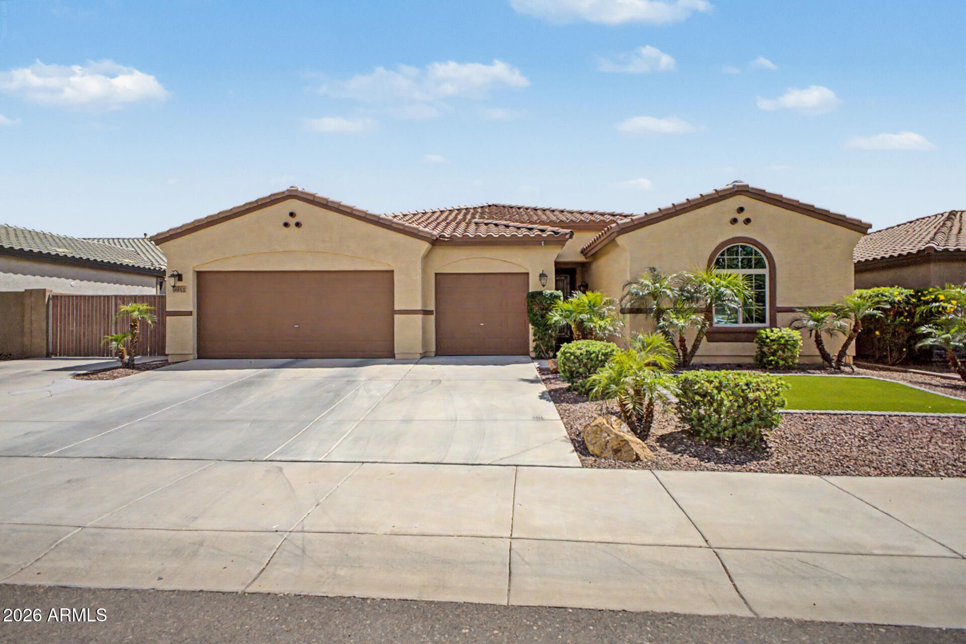 9951 W Villa Hermosa, Peoria, AZ 85383 Main Photo
