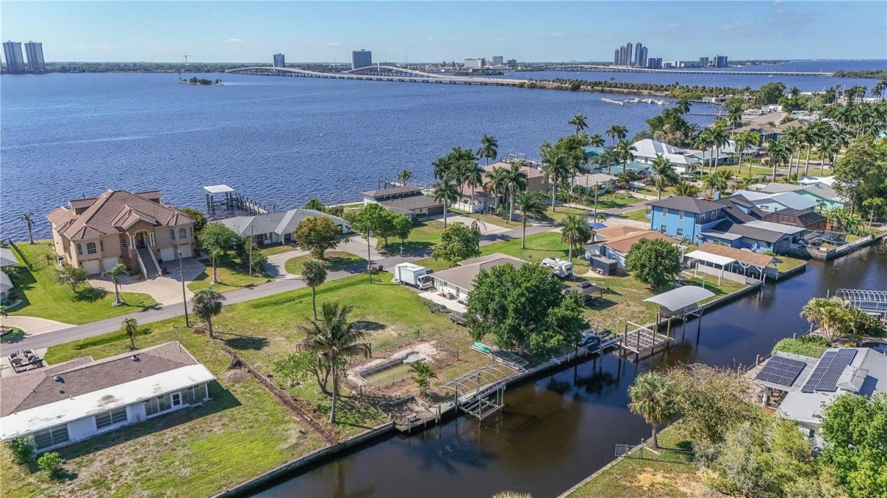116 E North Shore Avenue, North Fort Myers, FL 33917 Photo