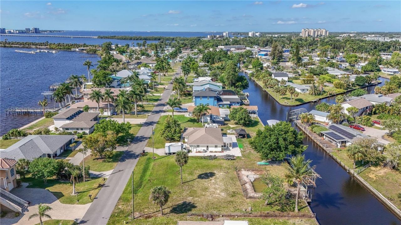 116 E North Shore Avenue, North Fort Myers, FL 33917 Photo