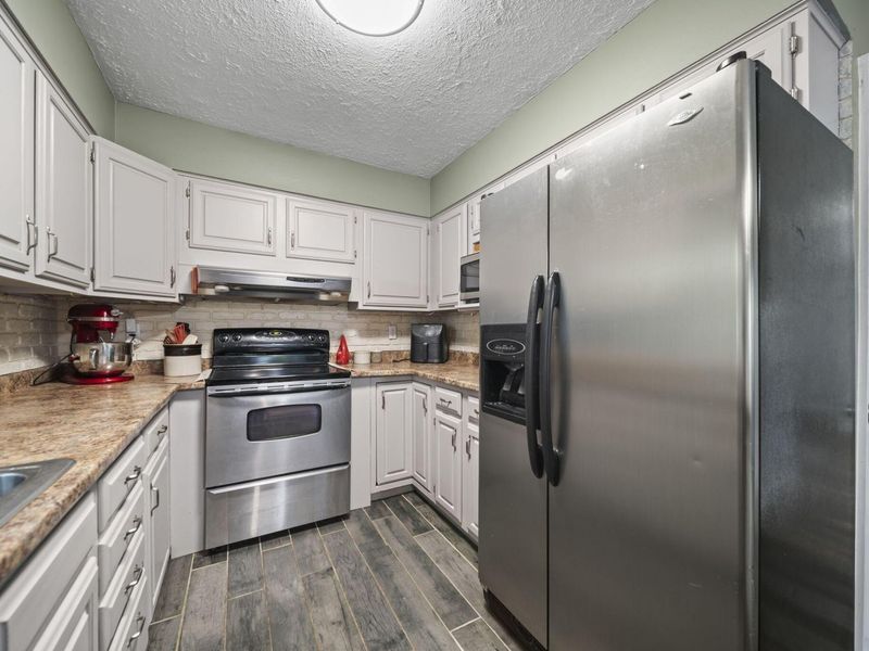 6732 London Groveport Road, Grove City, OH 43123 Photo 18