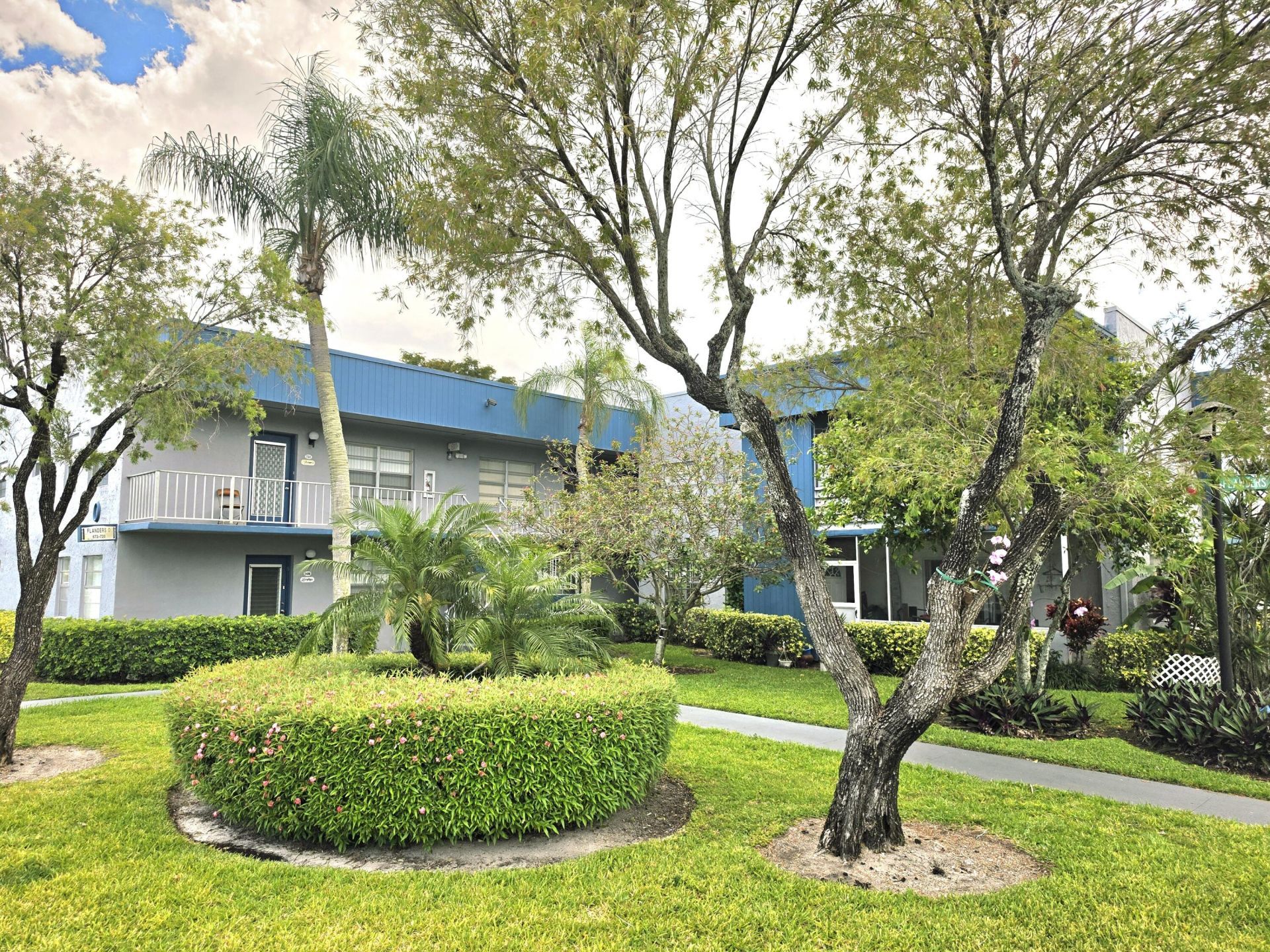 719 Flanders O, Delray Beach, FL 33484 Photo