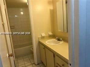 6950 W 6th Ave , Unit 415, Hialeah, FL 33014 Photo