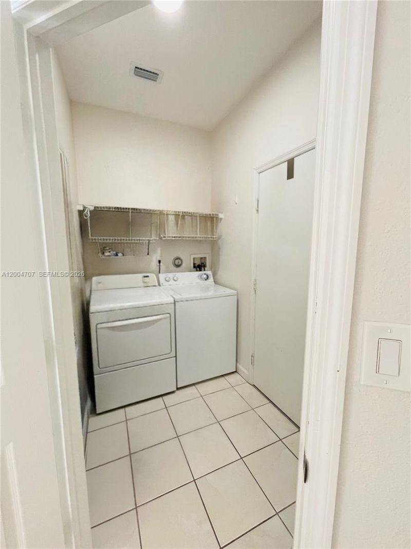 4006 NE 20th St , Homestead, FL 33033 Photo