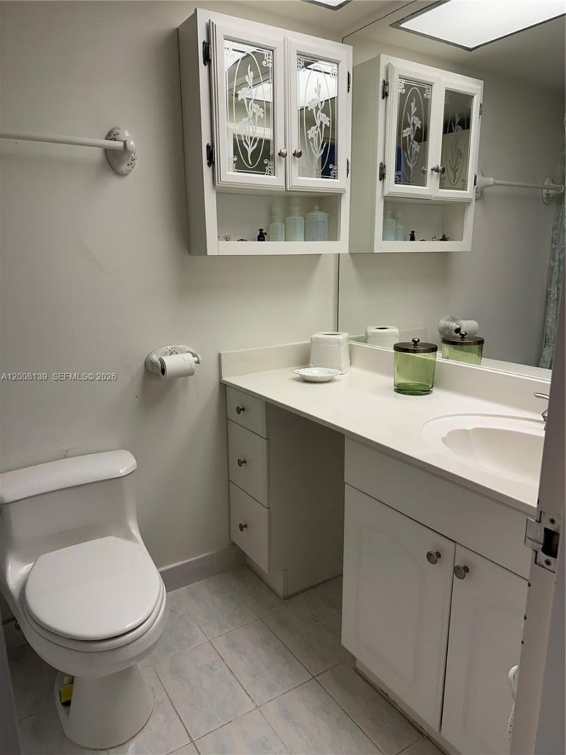 301 174th St, Unit 2020, Sunny Isles Beach, FL 33160 Photo