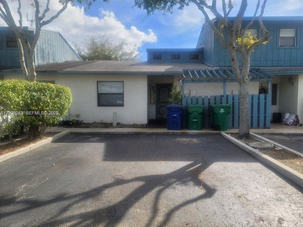 6948 SW 36th Ct , Unit 16-Z, Miramar, FL 33023
