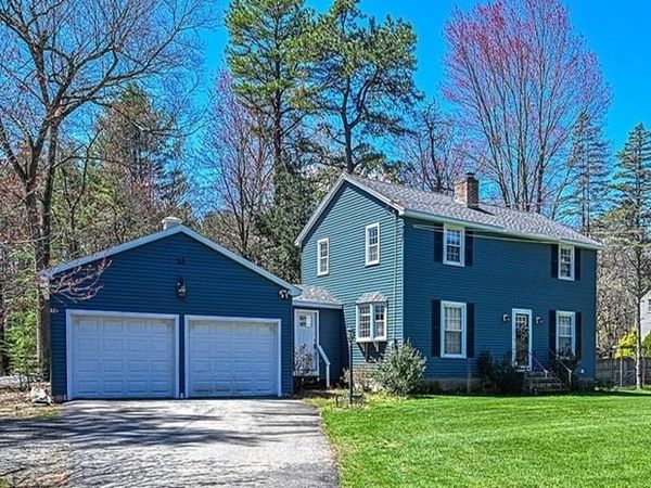 32 Hickory Drive, Amherst, NH 03031