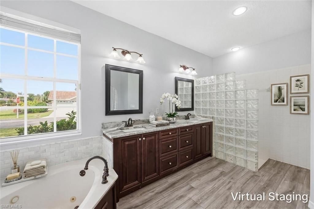 12781 Meadow Pine Ln, Fort Myers, FL 33913 Photo