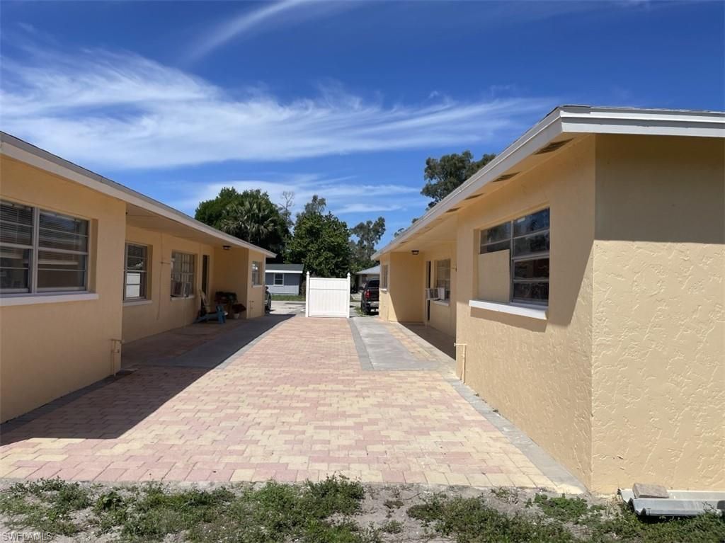 5621/5623 Fourth Ave, Fort Myers, FL 33907 Photo