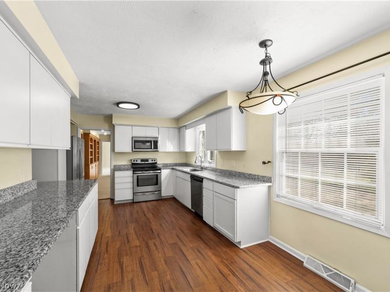 30800 Gates Mills Boulevard, Pepper Pike, OH 44124 Photo 15