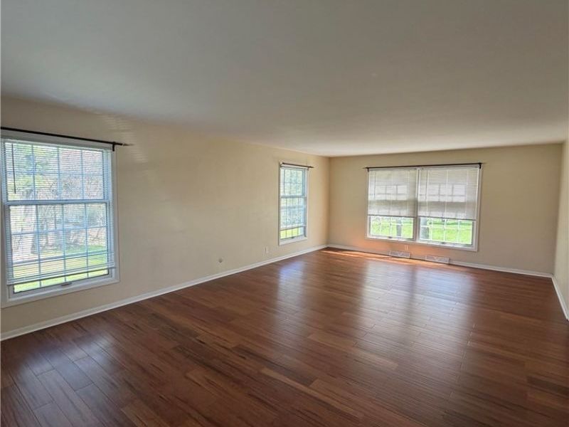 30800 Gates Mills Boulevard, Pepper Pike, OH 44124 Photo 9