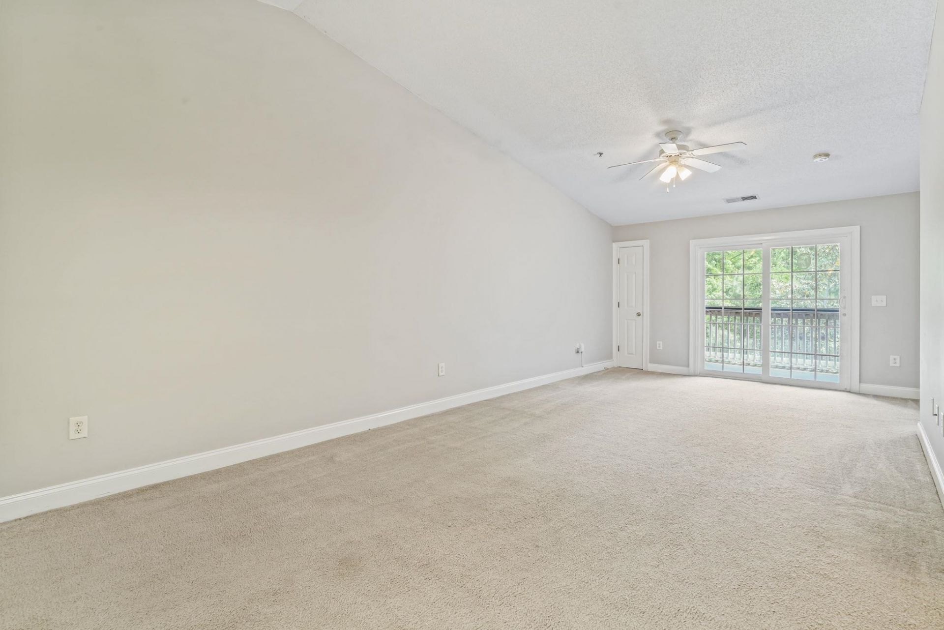 6010 Dick Pond Rd. Photo 13