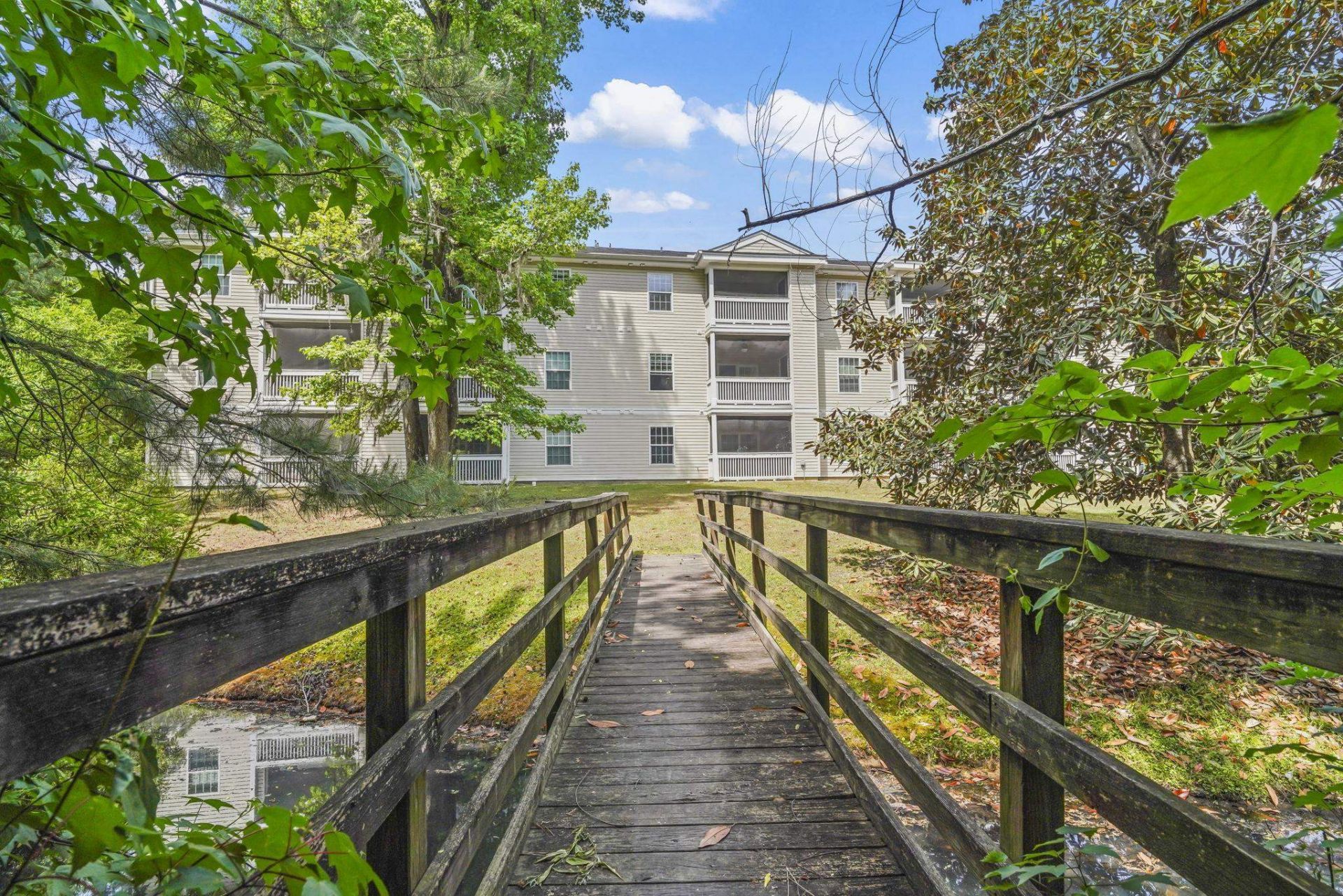 6010 Dick Pond Rd. Photo 4