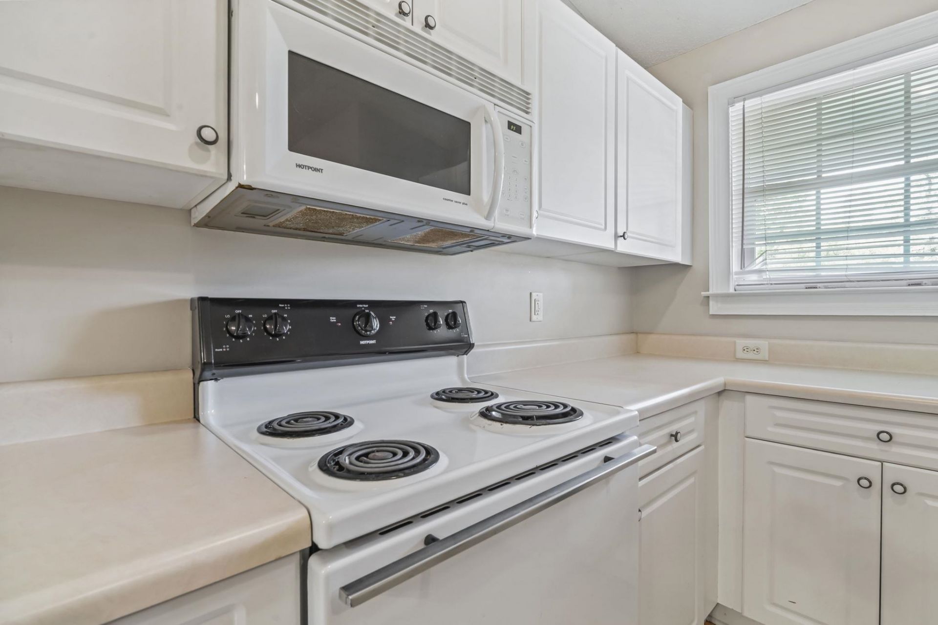 6010 Dick Pond Rd. Photo 9
