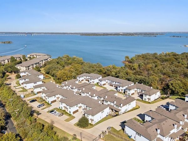 126 Bridgewater Way , Unit 38, Hickory Creek, TX 75065