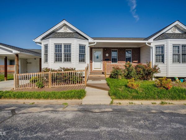 610 Race Street, Unit 6, Elizabethton, TN 37643