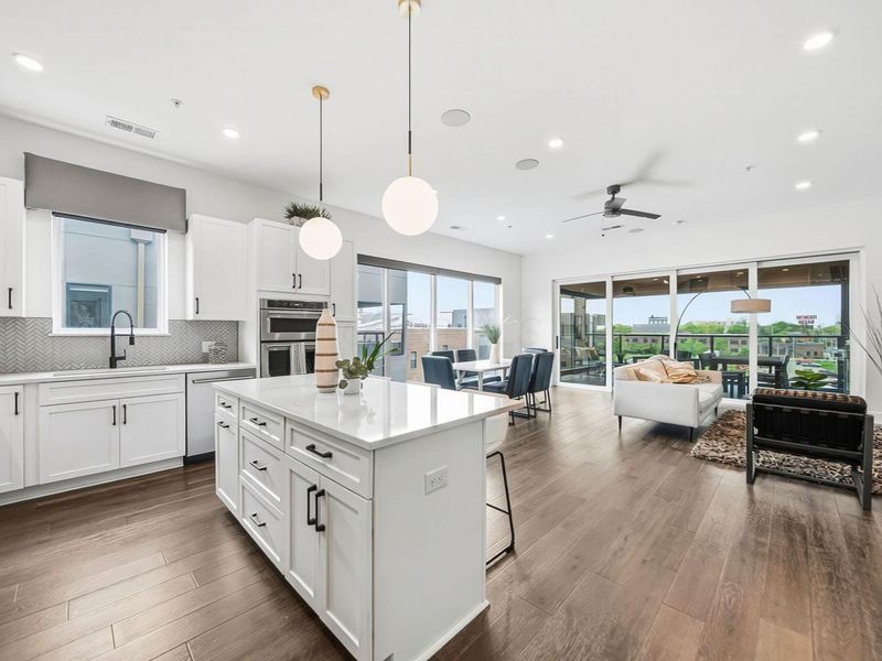 719 Civitas Avenue, Unit B404, Columbus, OH 43215 Photo 13