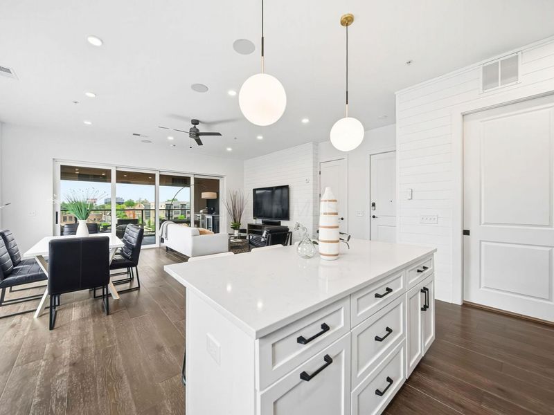 719 Civitas Avenue, Unit B404, Columbus, OH 43215 Photo 14