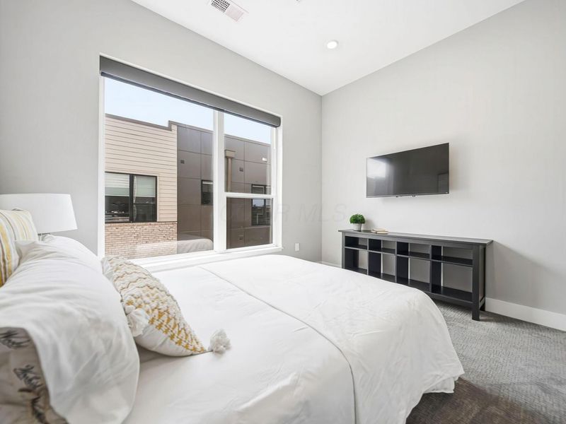 719 Civitas Avenue, Unit B404, Columbus, OH 43215 Photo 36