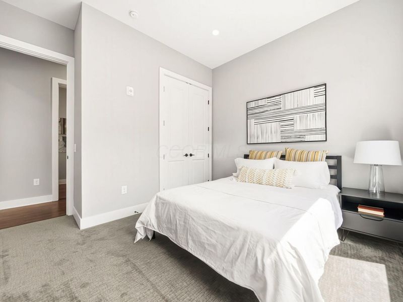 719 Civitas Avenue, Unit B404, Columbus, OH 43215 Photo 37