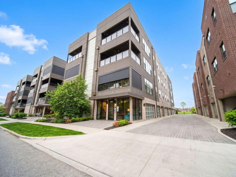719 Civitas Avenue, Unit B404, Columbus, OH 43215 Photo 57