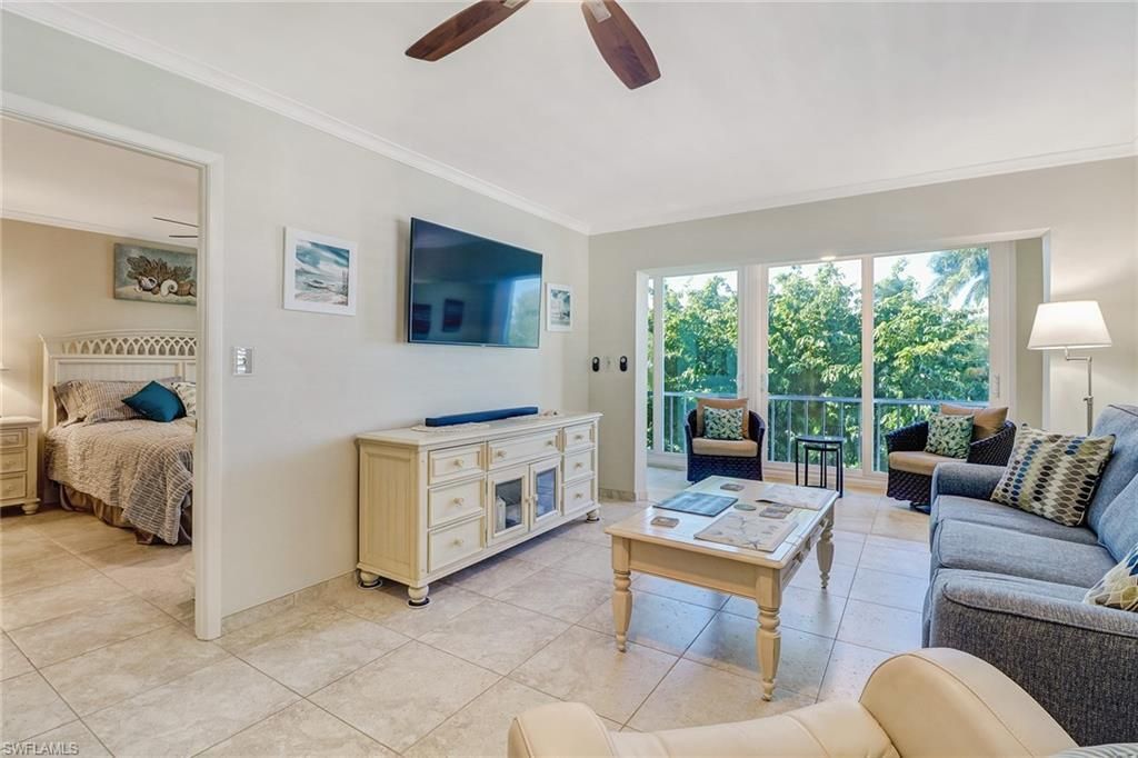 1051 3rd St S, Unit 301, Naples, FL 34102 Photo