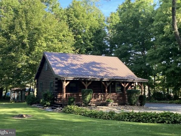 1632 LONG RUN ROAD ROAD , MILL HALL, PA 17751