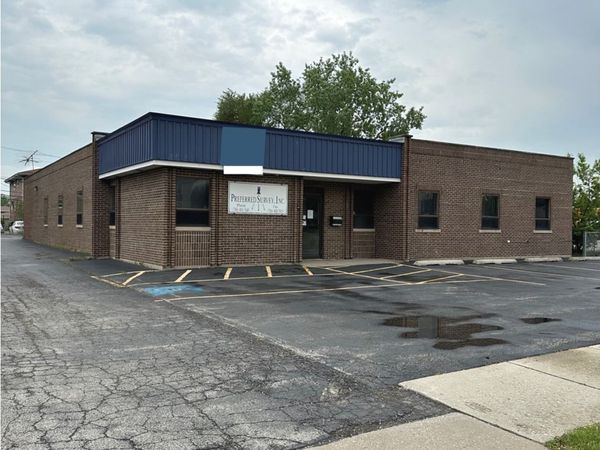 7845 W 79th Street W, Bridgeview, IL 60455